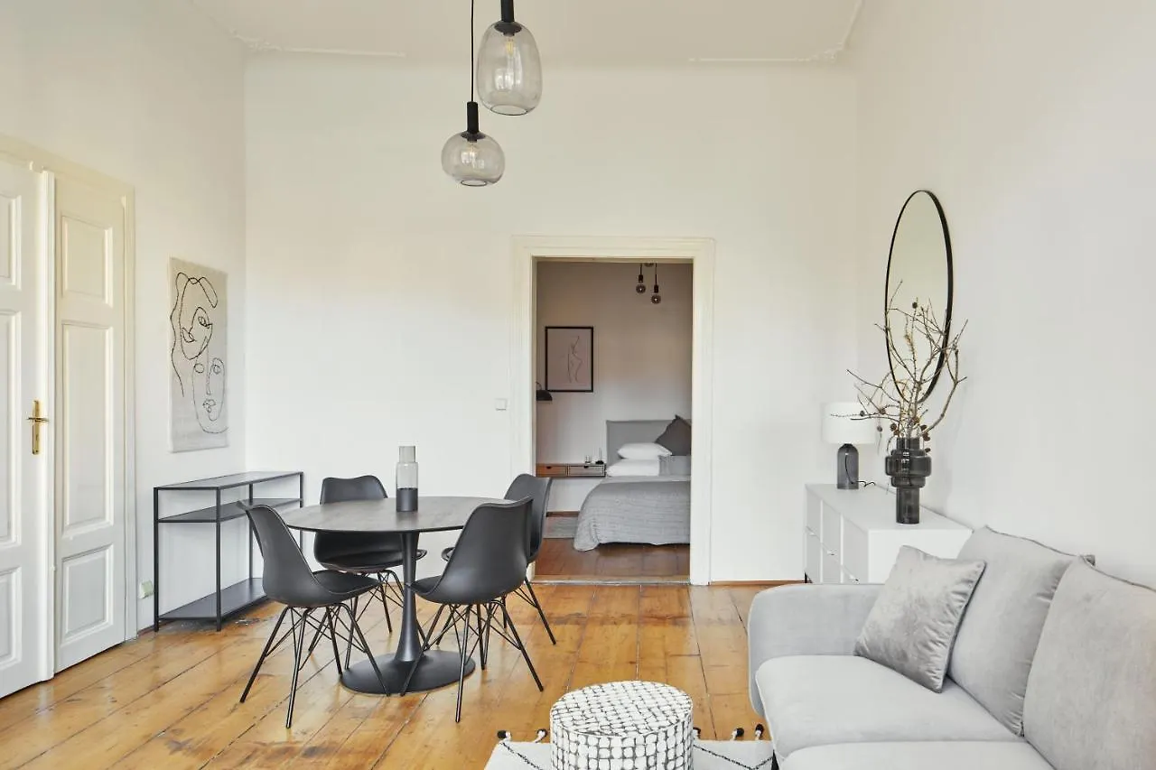 Contemporary Apartment On Old Town Square By Prague Days