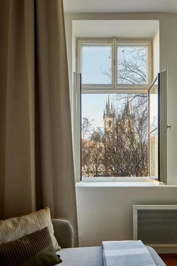 Contemporary Apartment On Old Town Square By Prague Days